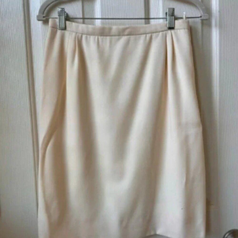 Vintage Valentino Boutique pencil Skirt cream Flawed size 10
